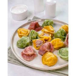 Kid's chicken pelmeni (dumplings)